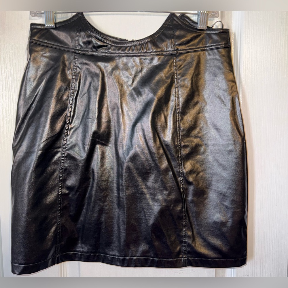 SHEIN Black Faux Leather High Waisted Mini Skirt Back Zip Size L
